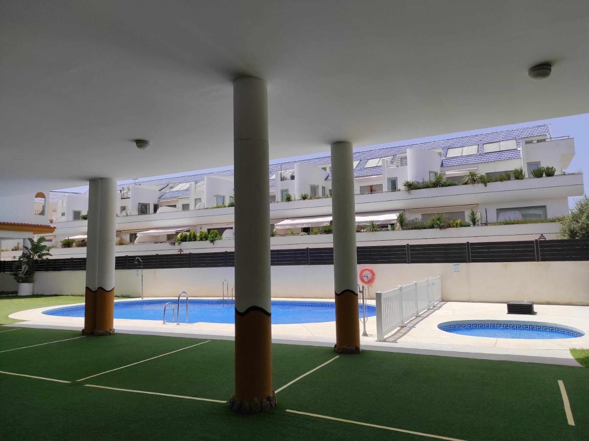 Apartamento Centrico Con Garaje Y Cercano A La Pl Zahara de los Atunes Exterior foto